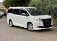 2016 Toyota Noah Hybrid