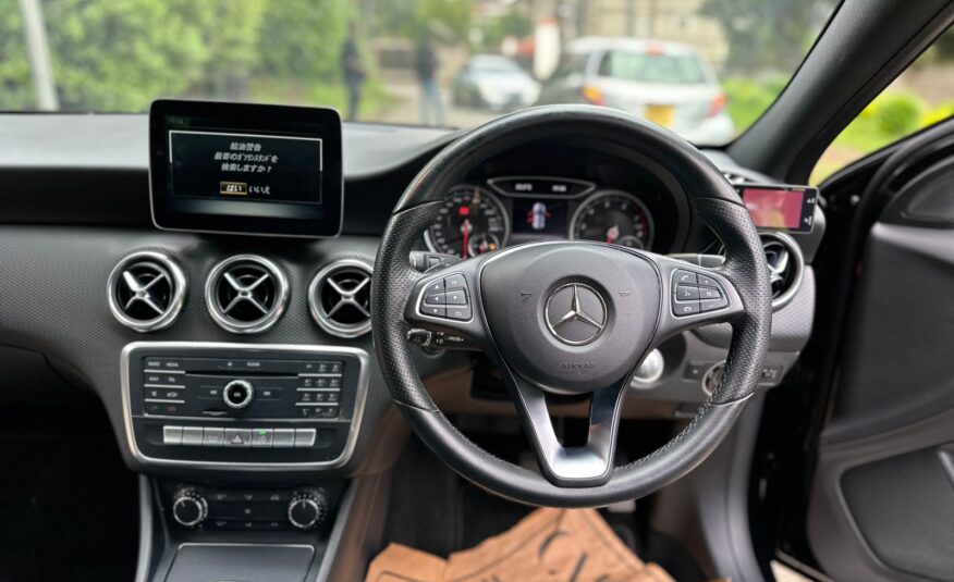 2017 Mercedes Benz A180