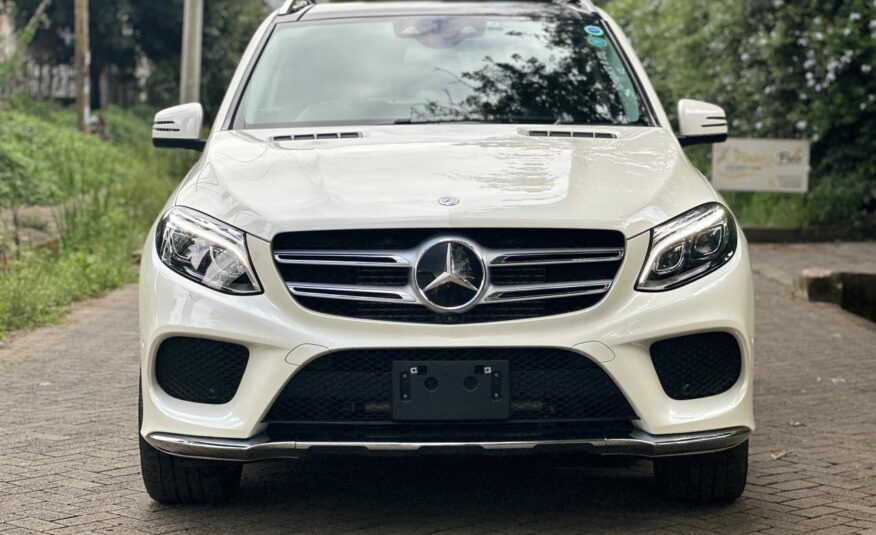 2017 Mercedes Benz GLE 350D_🔥