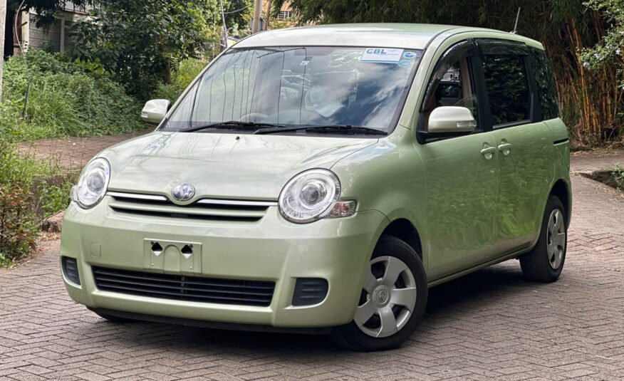 2016 Toyota Sienta