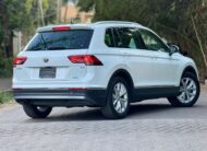 2017 Volkswagen Tiguan 1.4T Sunroof🔥/46K Kms