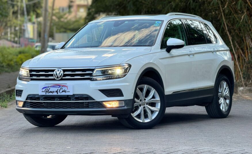 2017 Volkswagen Tiguan 1.4T Sunroof🔥/46K Kms