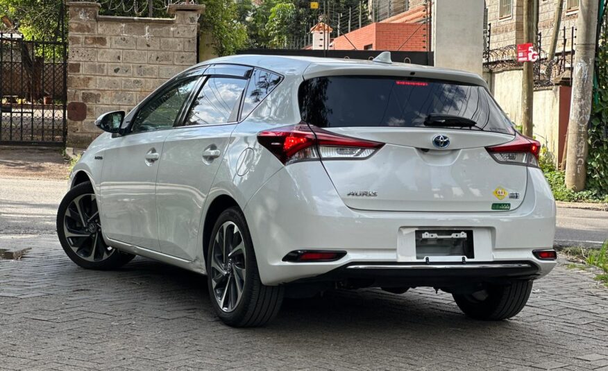 🔥2017 Toyota Auris 1.8 Hybrid🔥