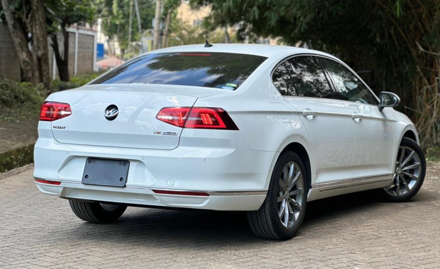 2017 Volkswagen Passat 1.4T_🔥