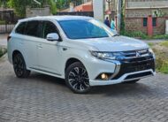 2017 Mitsubishi Outlander PHEV_🔥