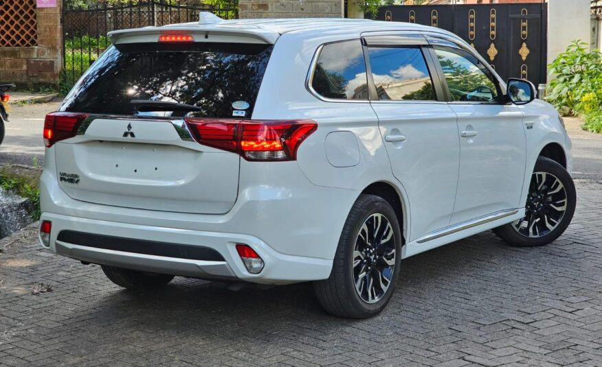 2017 Mitsubishi Outlander PHEV_🔥