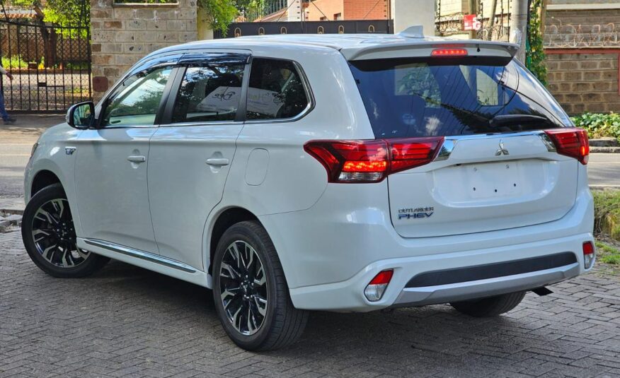 2017 Mitsubishi Outlander PHEV_🔥