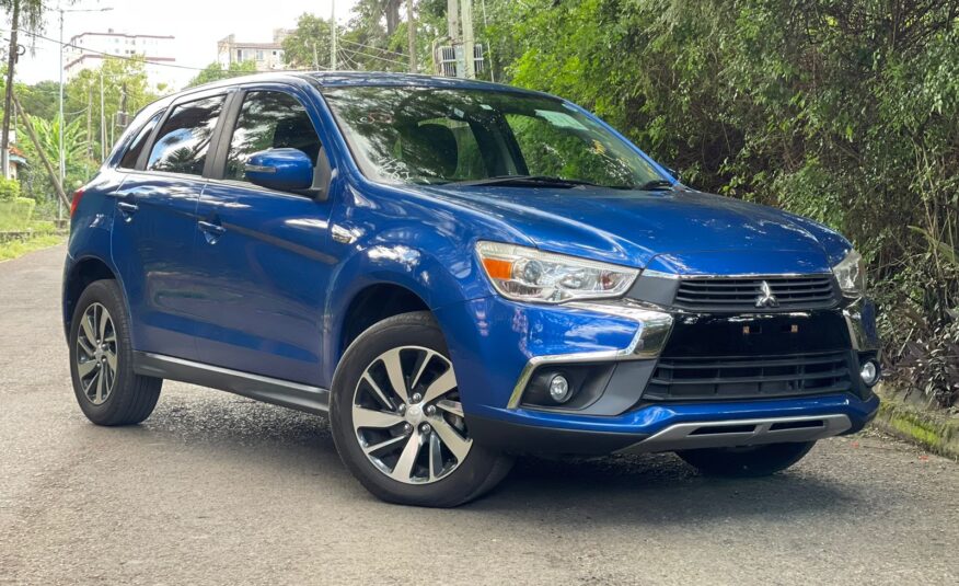 2017 Mitsubishi RVR_Low Mileage