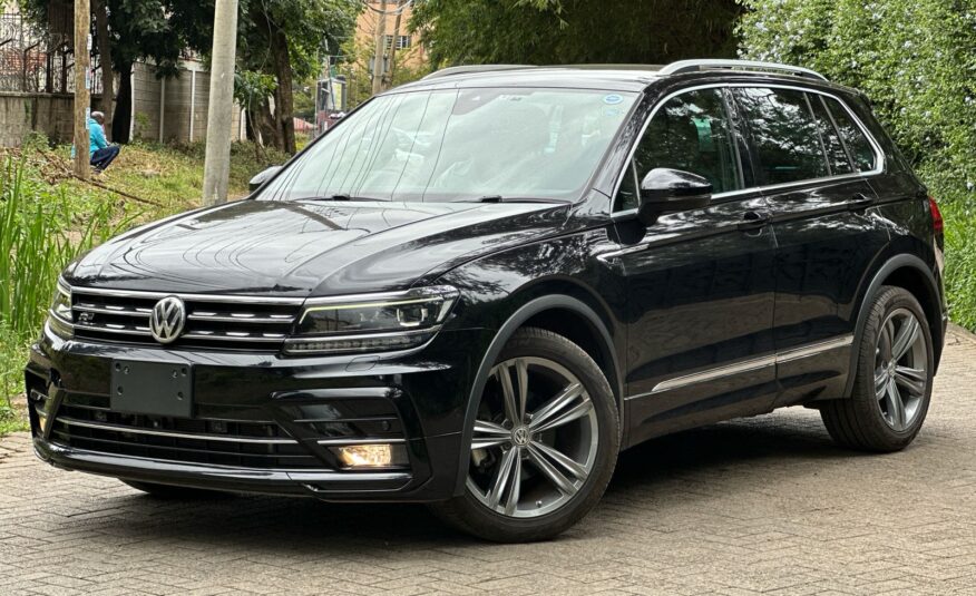 2017 Volkswagen Tiguan 1.4T R-LINE