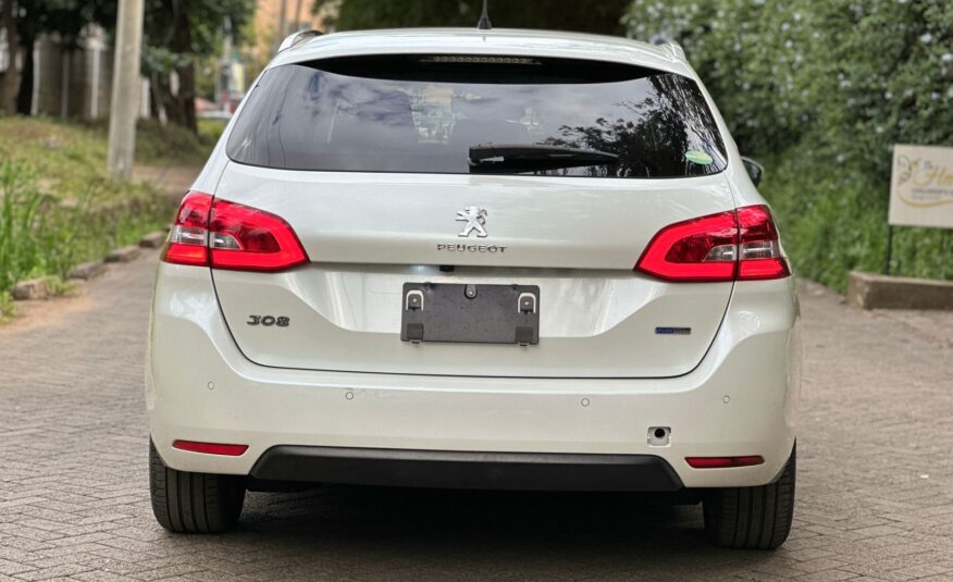 2017 Peugeot 308 SW_🔥 MoonRoof/ 37K Klmtrs