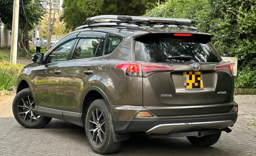 2016 Toyota RAV4_🔥 4WD/ Leather/Sunroof