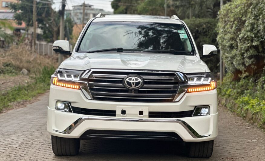 2011 Toyota Landcruiser V8 ZX