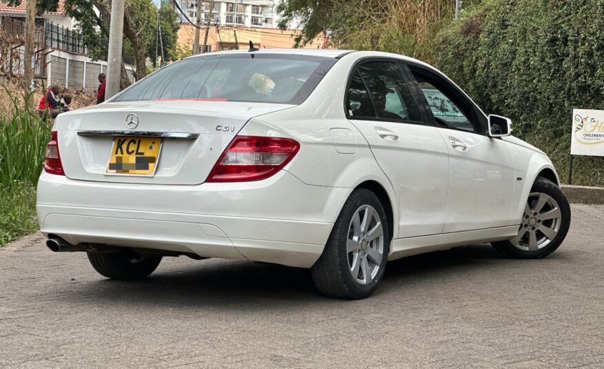 2010 Mercedes Benz C180