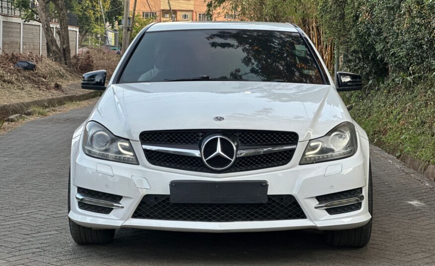 2014 Mercedes Benz C180