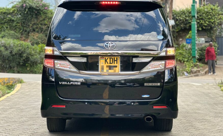 2014 Toyota Vellfire