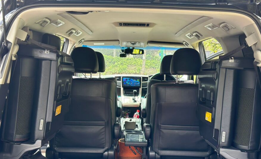 2014 Toyota Vellfire