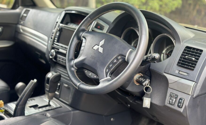 2015 Mitsubishi Pajero Shogun