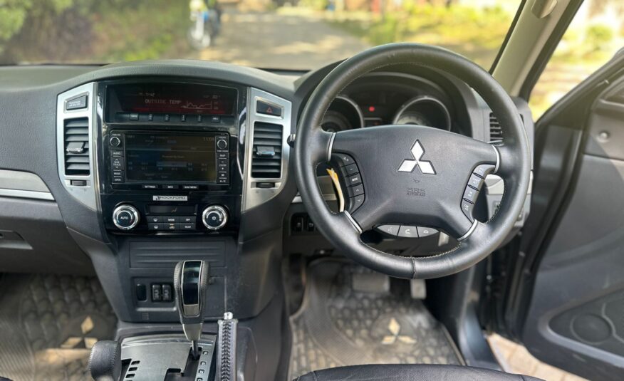 2015 Mitsubishi Pajero Shogun