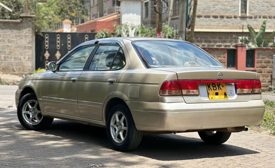 2002 Nissan Sunny B15