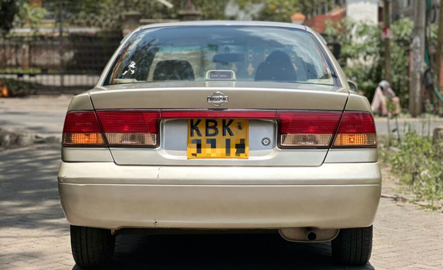 2002 Nissan Sunny B15