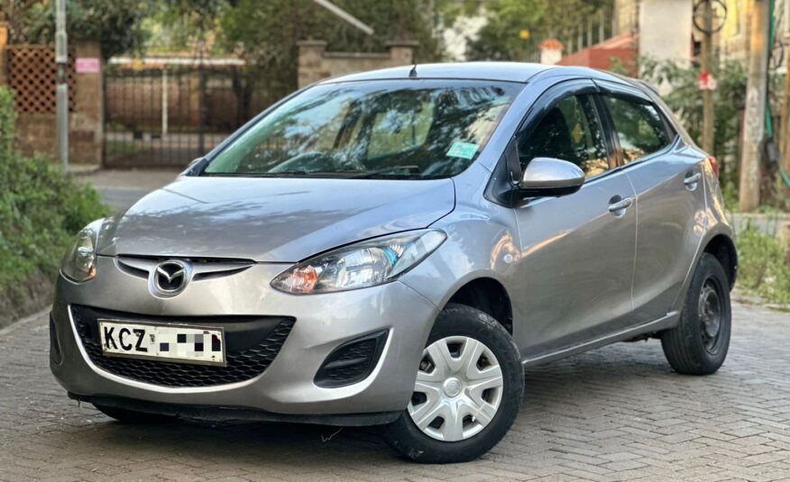 2013 Mazda Demio