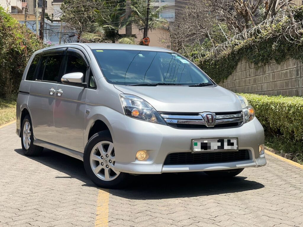 Toyota Isis Platana 2017 High-quality cars for sale Kenya 2024