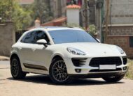 2014 Porsche Macan S