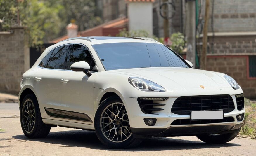 2014 Porsche Macan S