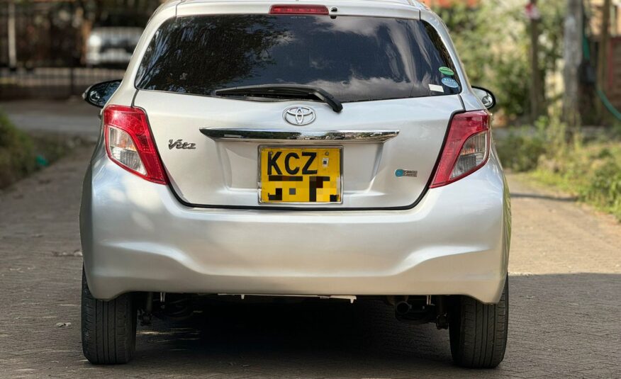 2013 Toyota Vitz