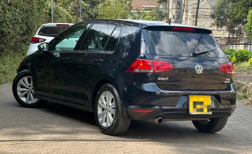 2015 Volkswagen Golf TSI