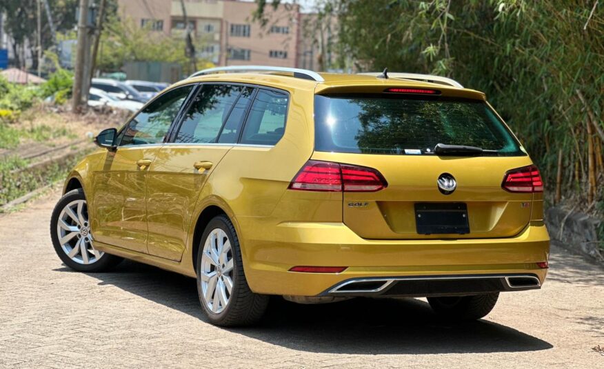 2017 Volkswagen Golf Variant