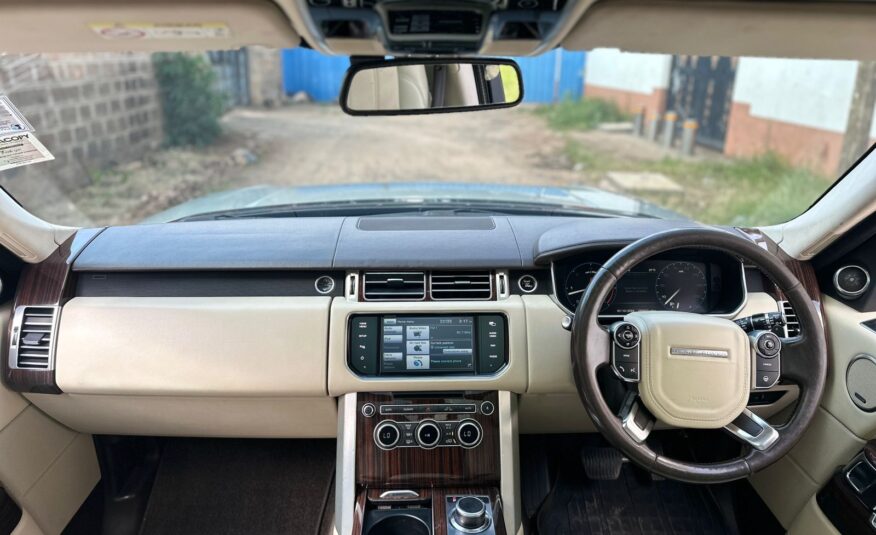 2013 Range Rover Vogue SDV6