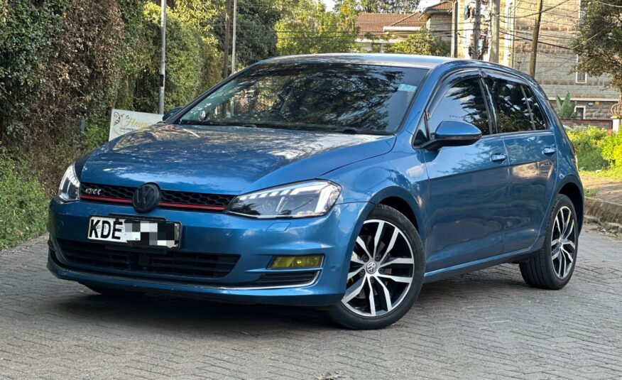 2014 Volkswagen Golf TSI