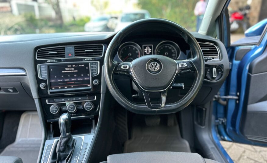 2014 Volkswagen Golf TSI