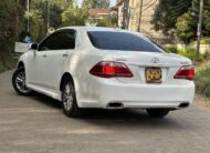 2010 Toyota Crown Royal Saloon