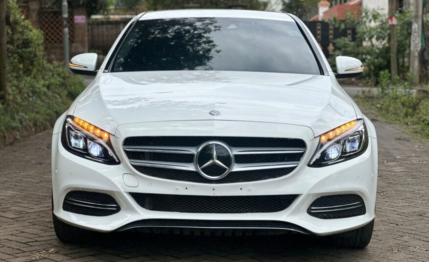 2017 Mercedes Benz C200