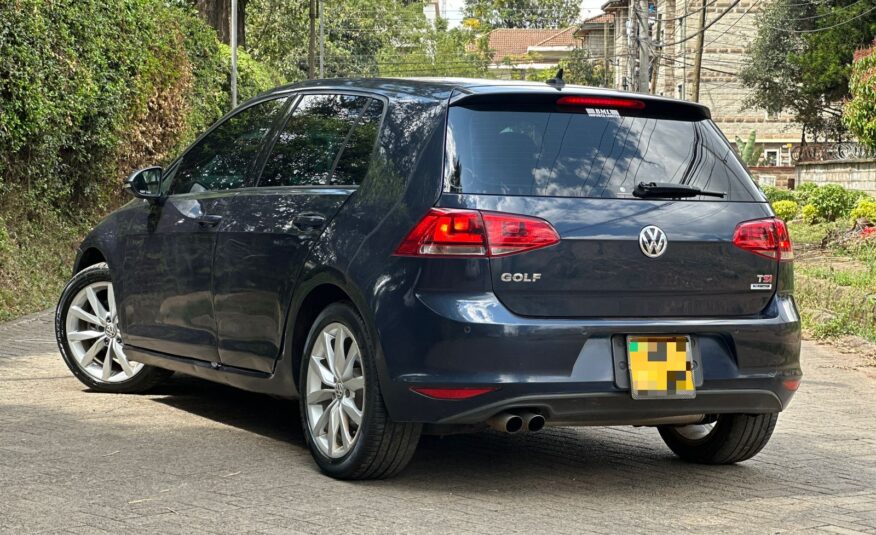 2017 Volkswagen Golf TSI