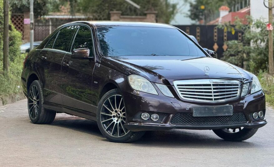 2011 Mercedes Benz E250