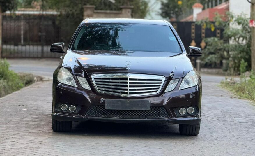 2011 Mercedes Benz E250