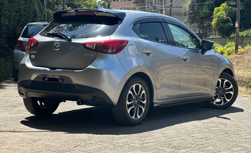 2017 Mazda Demio XDL