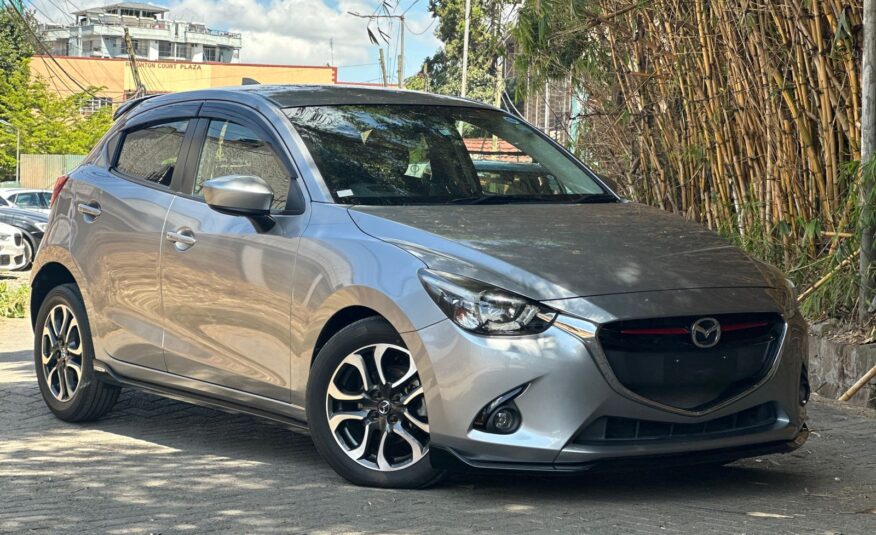 2017 Mazda Demio XDL