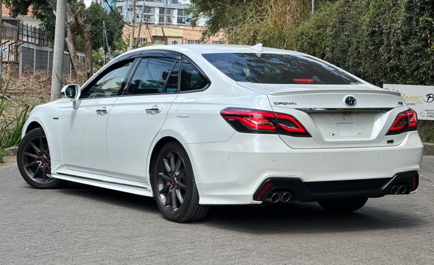 2018 Toyota Crown RS Hybrid