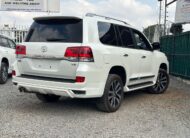 2017 Toyota Landcruiser V8 ZX🔥 G-Frontier Package/Sunroof/41K Kms