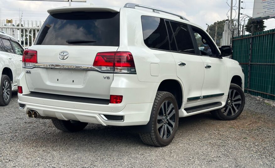 2017 Toyota Landcruiser V8 ZX🔥 G-Frontier Package/Sunroof/41K Kms