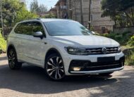 2017 Volkswagen Tiguan 2.0 TDI R-Line AllSpace🔥7-Seater🔥