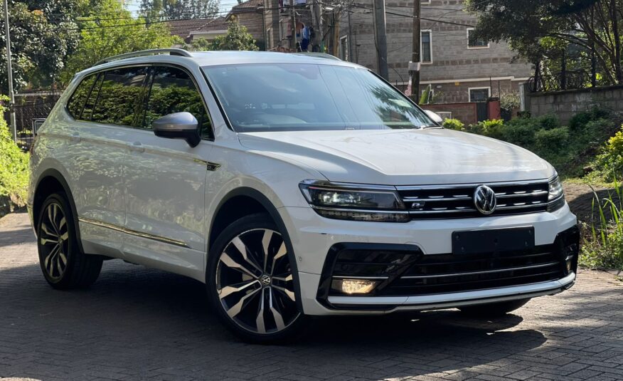 2017 Volkswagen Tiguan 2.0 TDI R-Line AllSpace🔥7-Seater🔥