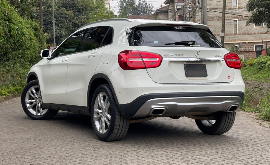 2016 Mercedes Benz GLA 250 4Matic