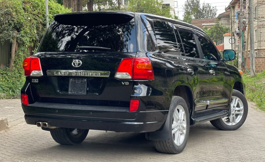 2015 Toyota Landcruiser V8 ZX🔥Sunroof