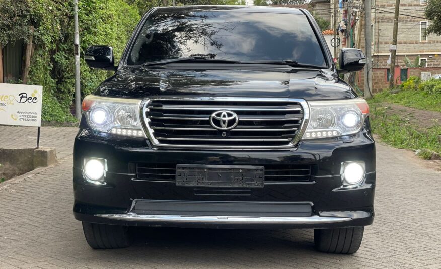 2015 Toyota Landcruiser V8 ZX🔥Sunroof