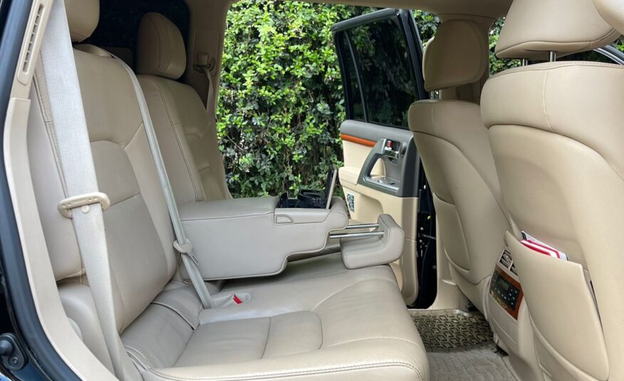 2015 Toyota Landcruiser V8 ZX🔥Sunroof